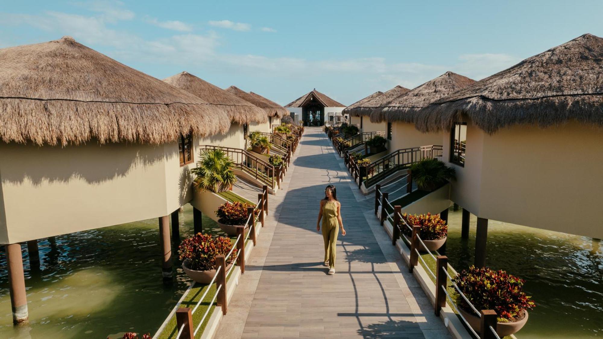 Resort Palafitos Overwater Catamaran, Cenote & Inclusive (adults Only) Playa del Carmen